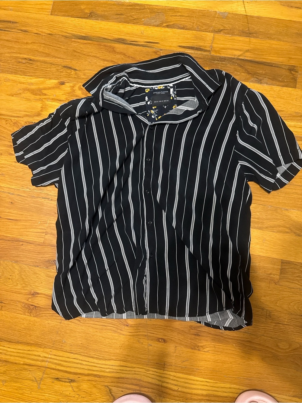Denim & Flower Black Short-Sleeve Button-Up with White Vertical Stripes